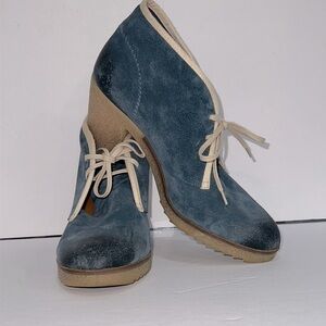 ANTHROPOLOGY JASPER AND JEERA BLUE SUEDE DESERT BOOT SZ 38 DENIM LOOK CREPE SOLE